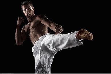 《赛博朋克2077》销量破3000万份 往日之影800万